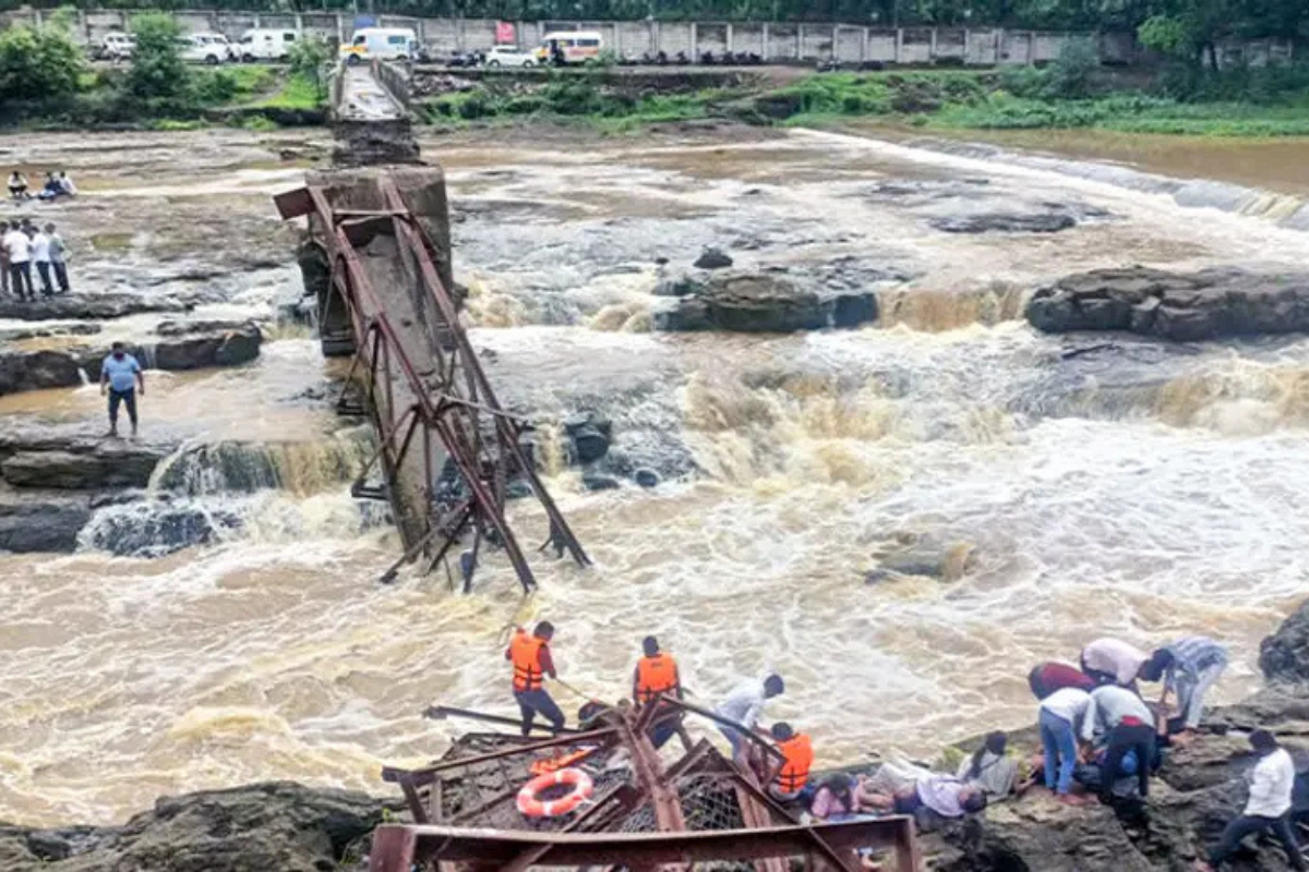 Punebridgecollapse