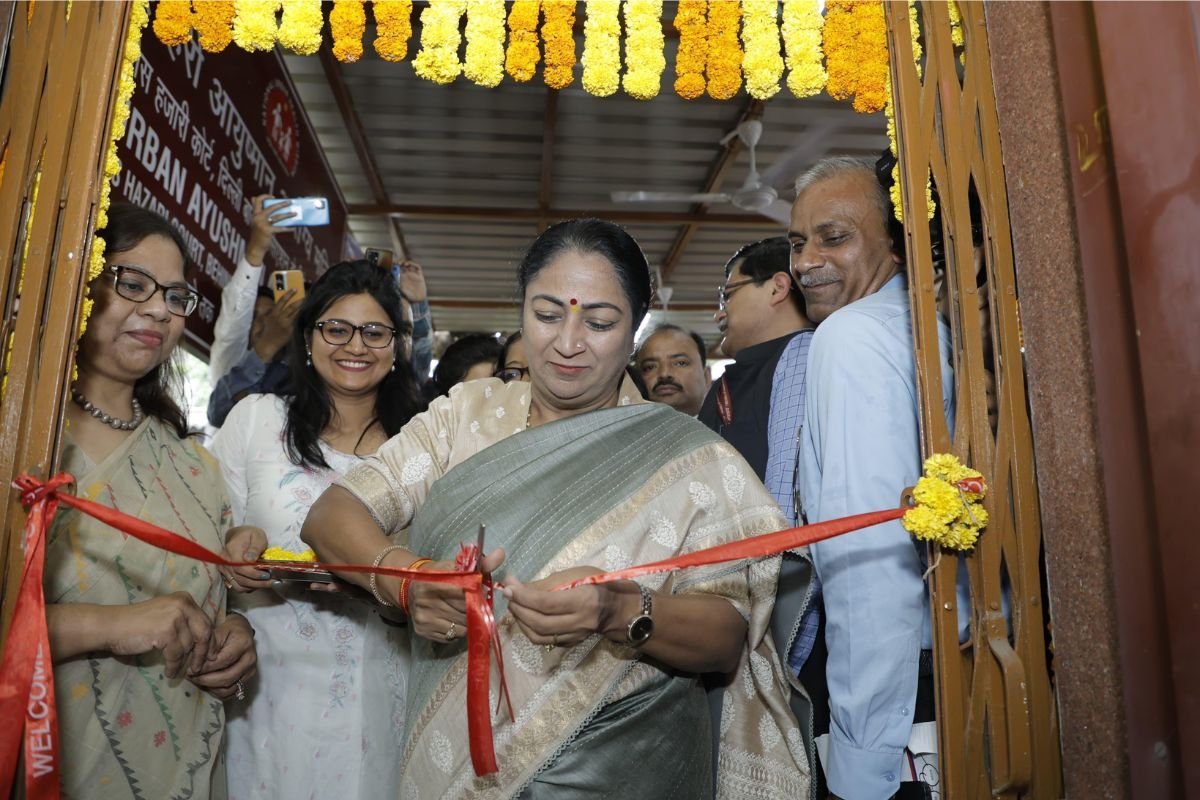 Launch of 33 Ayushman Arogya Temples in Delhi; CM Rekha Gupta Targets AAP