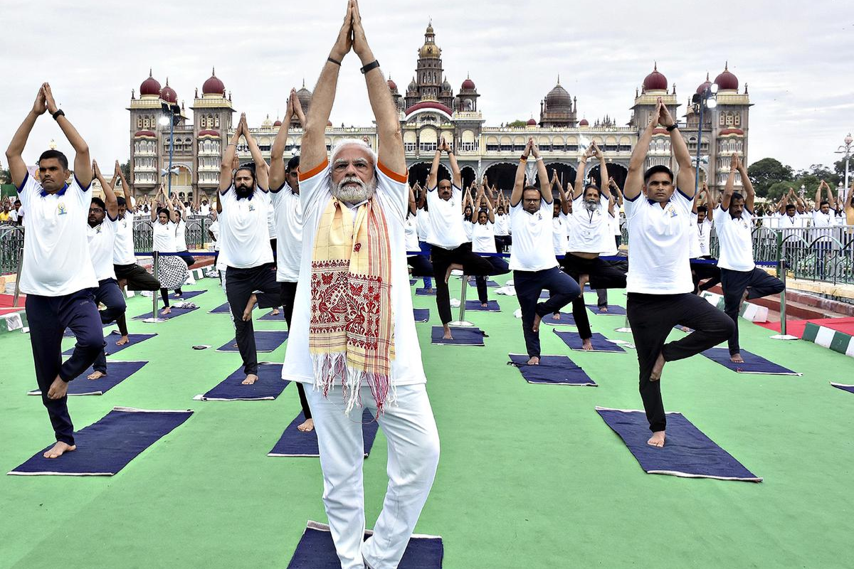 PM Modi Leads Yoga Day Celebrations in Srinagar, Events Held Nationwide